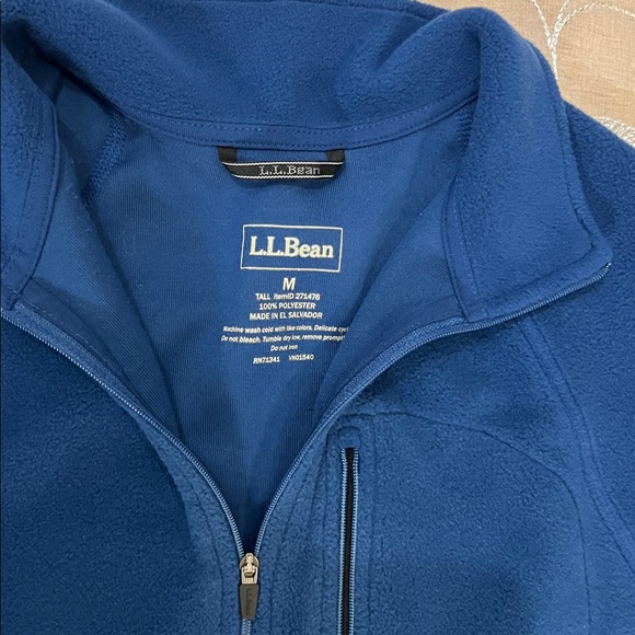 L.L. Bean Deep Blue Fleece Pullover - Picture 2 of 2